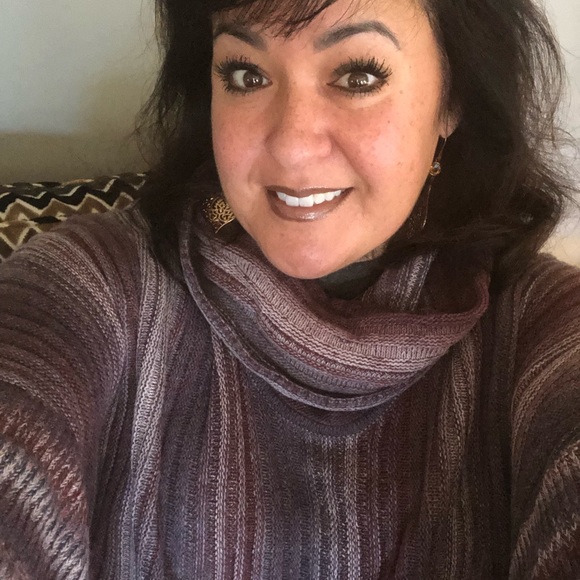 Meet your Posher, Janet - Picture 1 of 1